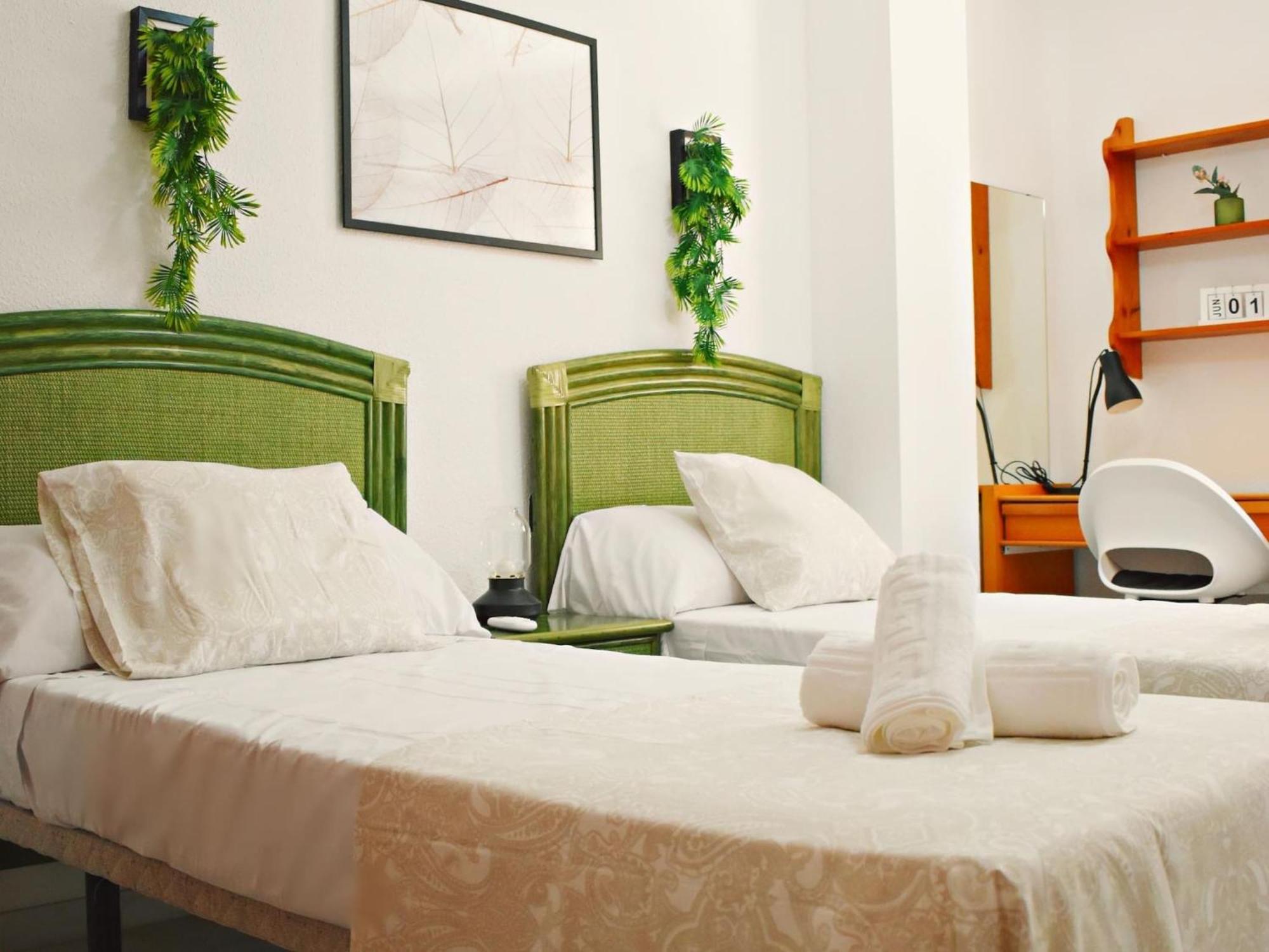 Amplio Y Luminoso Apartamento Cerca Del Centro Y La Playa Con Piscina Y Parking Privado Málaga Esterno foto